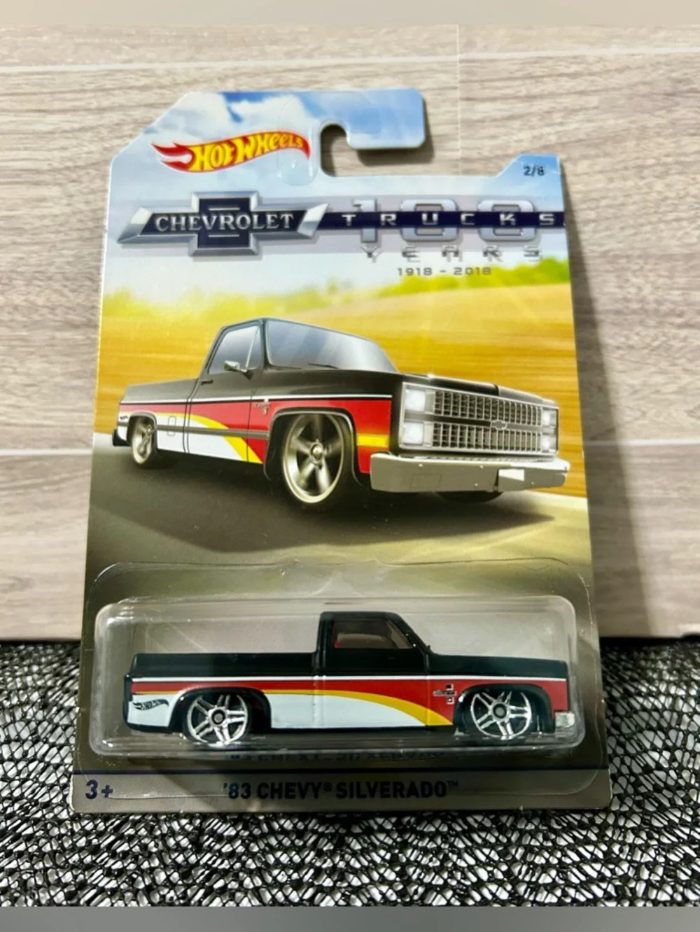 Hot Wheels 83 Chevy Silverado 100 years Trucks Edition - Picture 8 of 8
